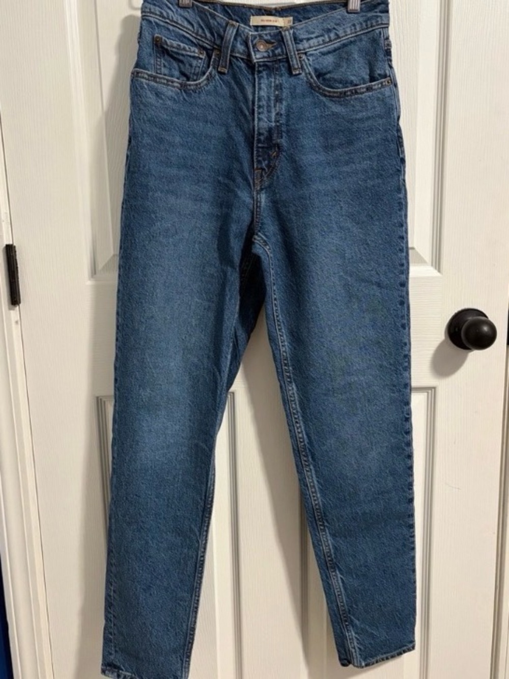 Levi’s Premium 80s Mom Jean 27/30